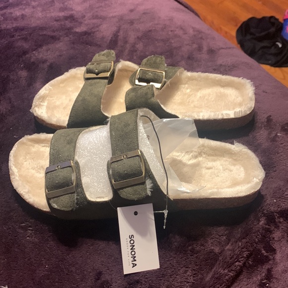 Brand new Furry  slides‼️ - Picture 2 of 3